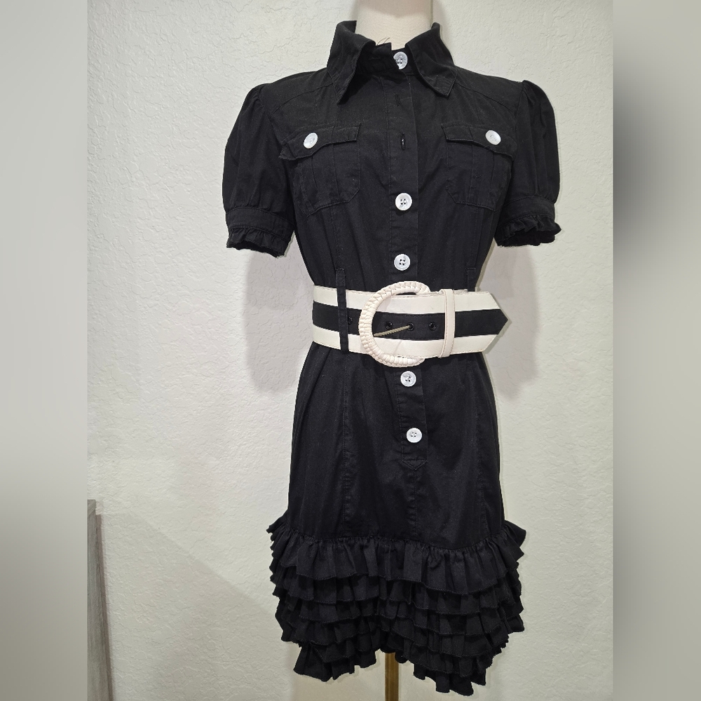 Cute black dress Size S
